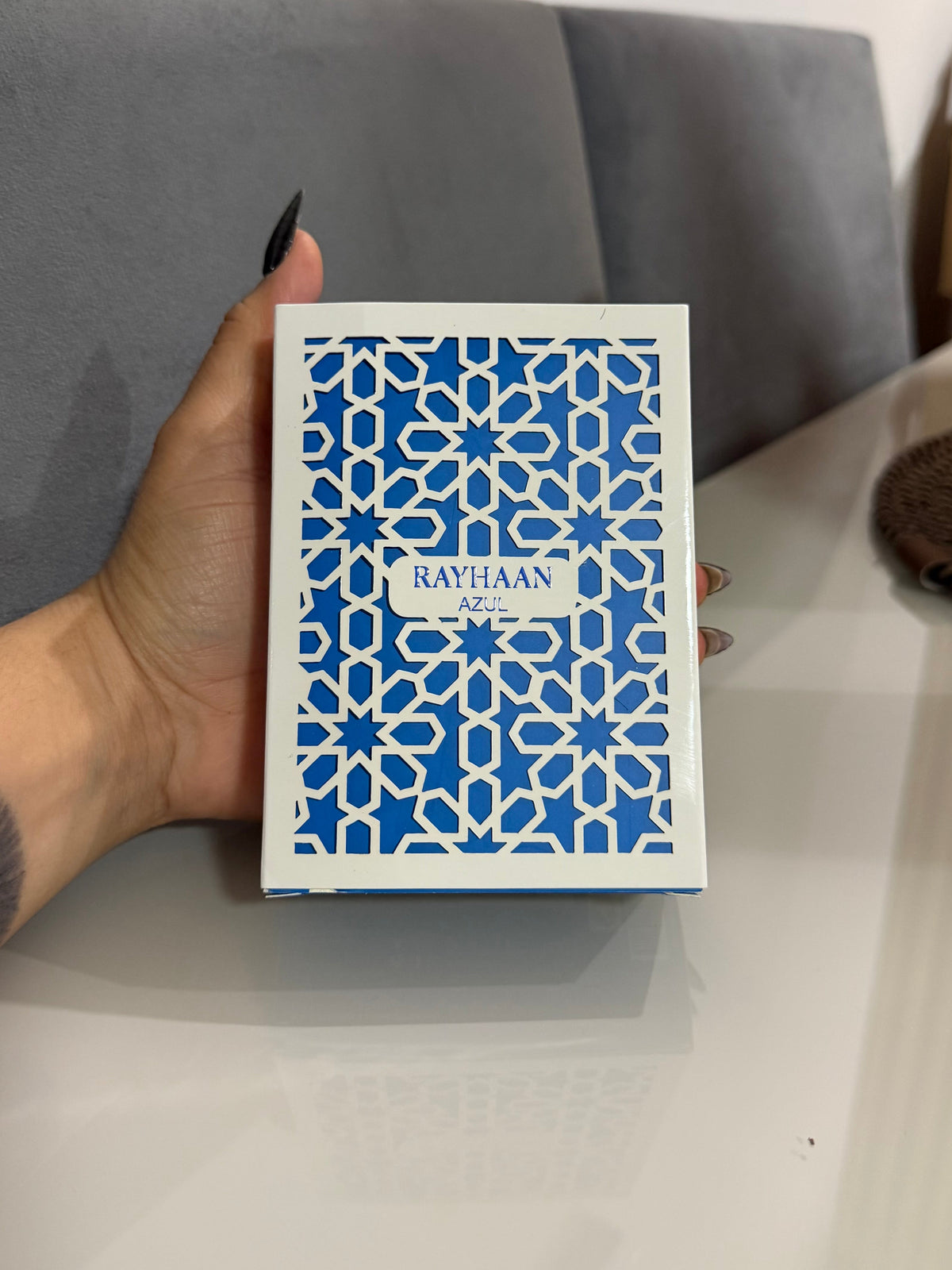 Azul Rayhaan